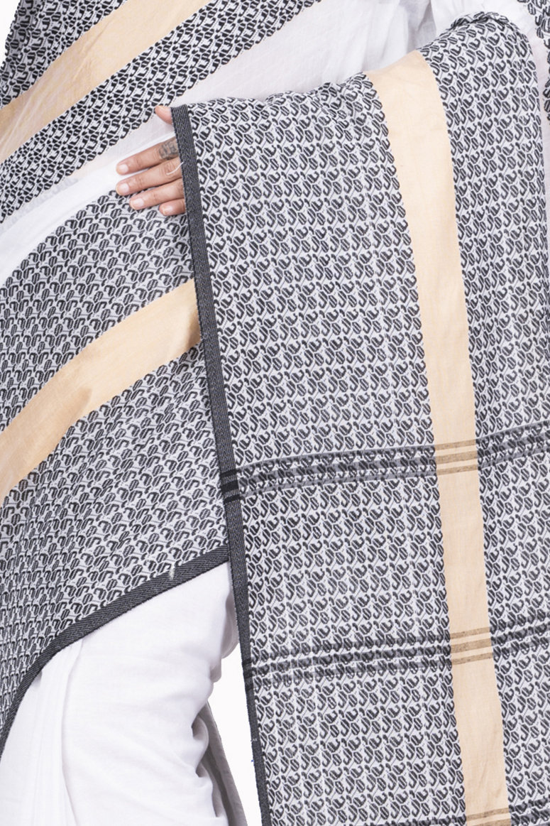 White Pure Cotton Souraovi_Hand Hand Loom Saree (675)